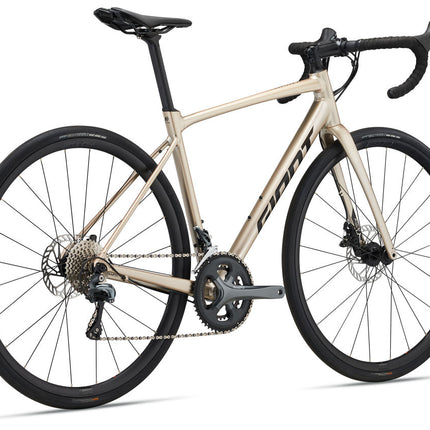 Maantiepyörä GIANT Contend AR 2, Sandshell (XL)