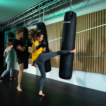 Nyrkkeilykassi Tunturi Nyrkkeilykassi 180 cm, sis. Ketju