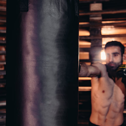 Nyrkkeilykassi Tunturi Classic Boxing Bag 80 cm, sis. Ketju