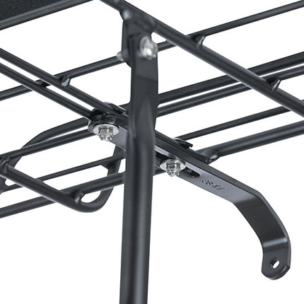 Edessä tavarateline Basil Portland