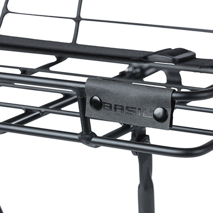 Edessä tavarateline Basil Portland