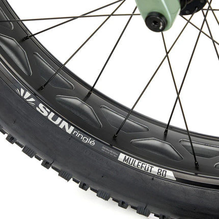 Fatbike KONA Woo, 26" kiiltävä metalli (vihreä) (L)