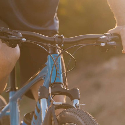 Polkupyörä Giant ATX 27,5" Vibrant Blue (S)