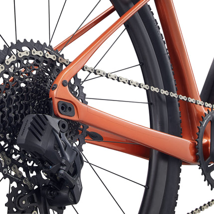 Gravel pyörä  GIANT Revolt X Advanced Pro 1, Cordovan/Copper Coin (XL)