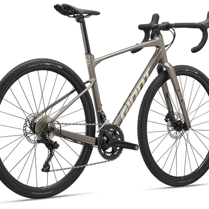 Gravel pyörä GIANT Revolt 1 (2025) Metalli (M/L)
