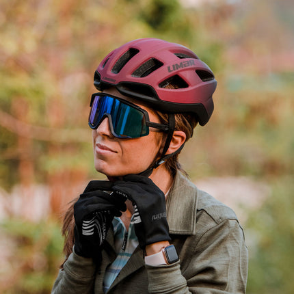 Kypärä LIMAR Air Stratos, hohtava musta (M)