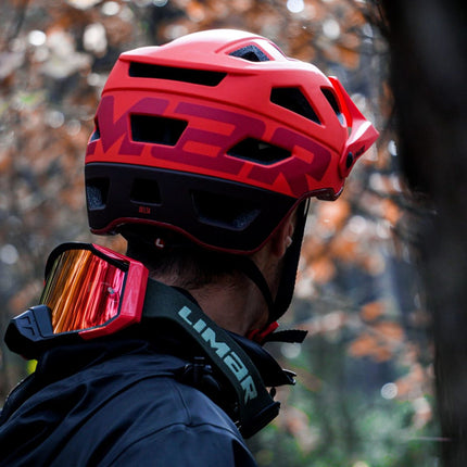 Kypärä LIMAR Delta, mattamusta (M)