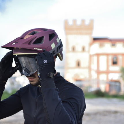 Kypärä LIMAR Delta, mattamusta (L)