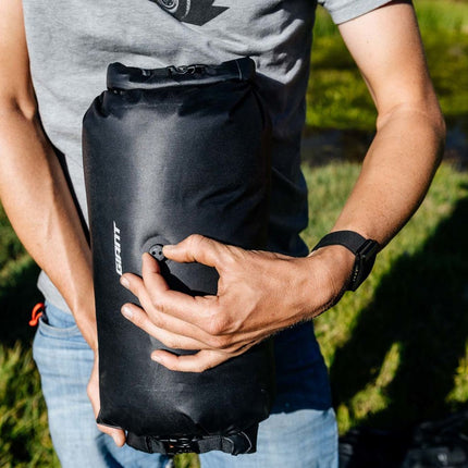 Ohjaustankolaukku Giant H2Pro, 9 litraa