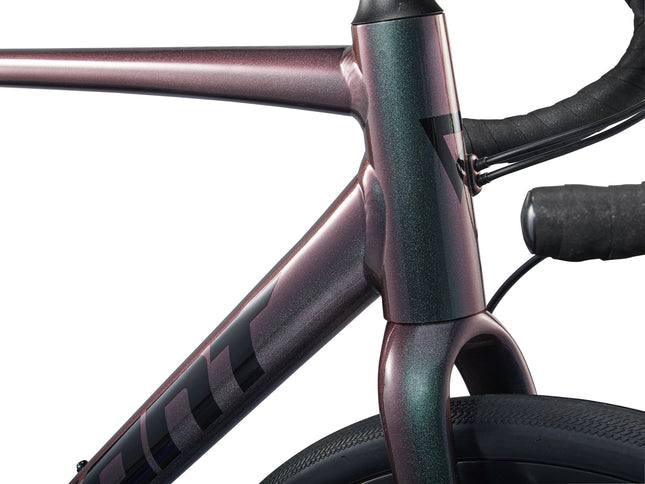 GIANT Contend AR 2 (2025) Maanteerauspyörä Dark Iridescent (L)