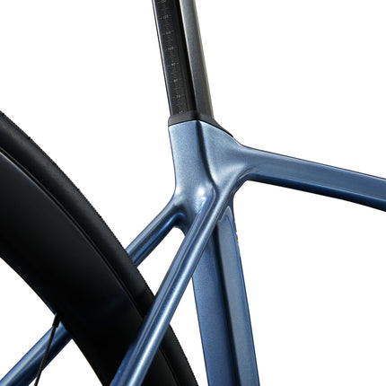 Maantiepyörä GIANT TCR Advanced 0 AXS (2025) Frost Silver (L)