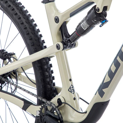 Maastopyörä KONA Hei Hei CR (2025) Gloss Bone (metallinharmaa) (M)