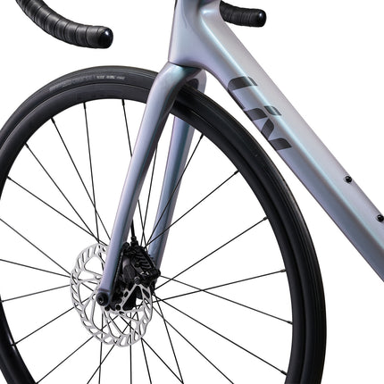 Naisten maantiepyörä LIV Langma Advanced 2 QOM (2025) Prismatic Haze (L)