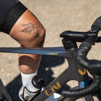 Naisten maantiepyörä LIV Langma Advanced Pro 0 PC (2025) Ocean Twilight (M)