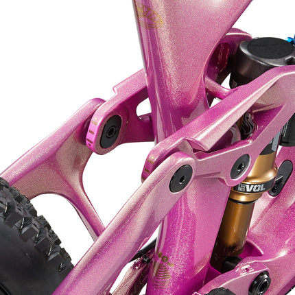 LIV Intrigue X Advanced 0 naisten maastopyörä, mulperinpunainen kimalle (M)